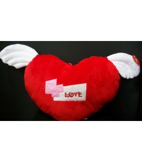 COJIN DE CORAZON CON ALAS